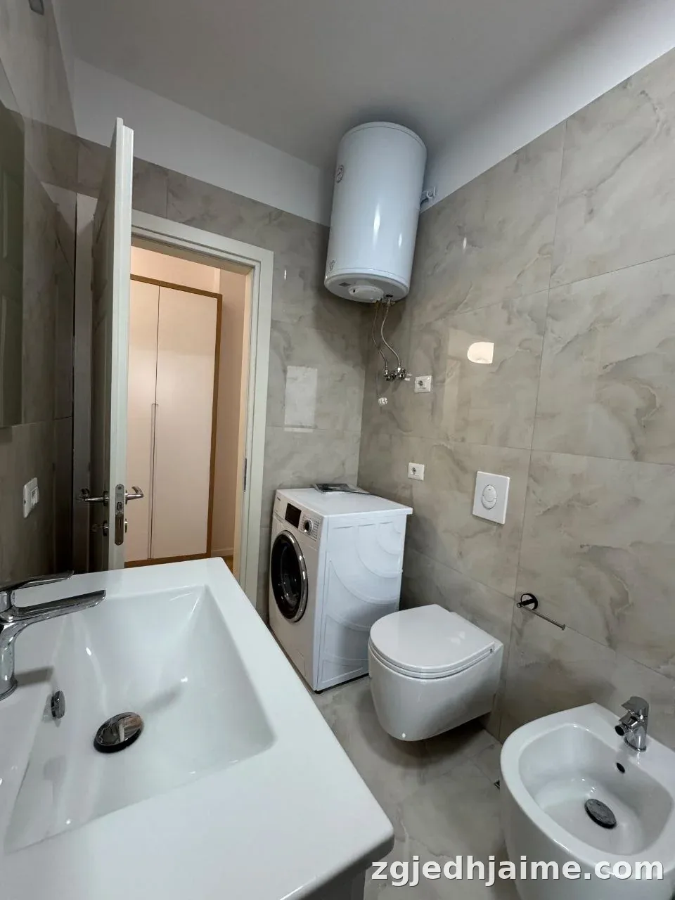 APARTAMENT 1+1 70,000 LEKE 21 DHJETORI — foto 4