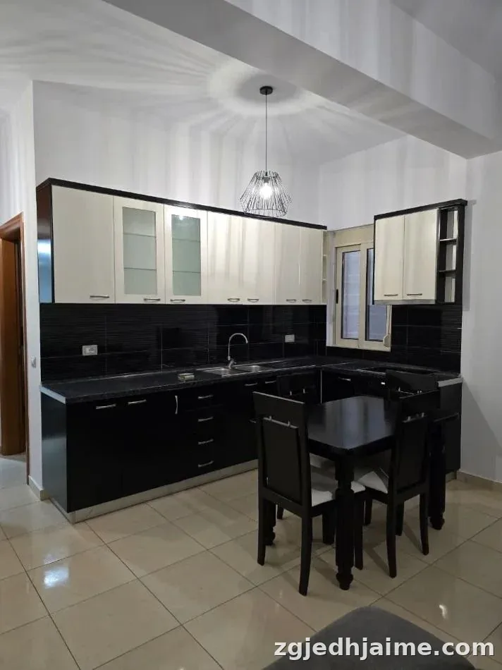 APARTAMENT 1+1 40,000 LEKE RRUGA E ELBASANIT — foto 2