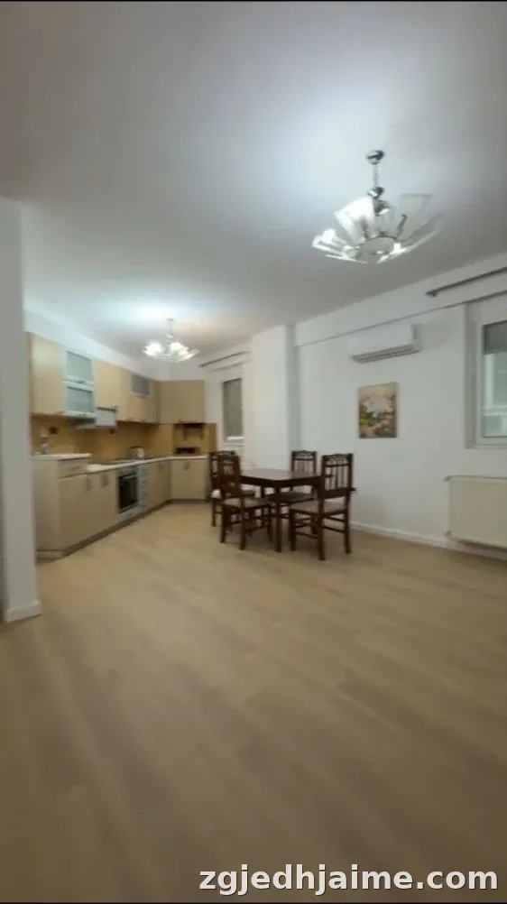 APARTAMENT 2+1 90,000 LEKE BLLOK — foto 1