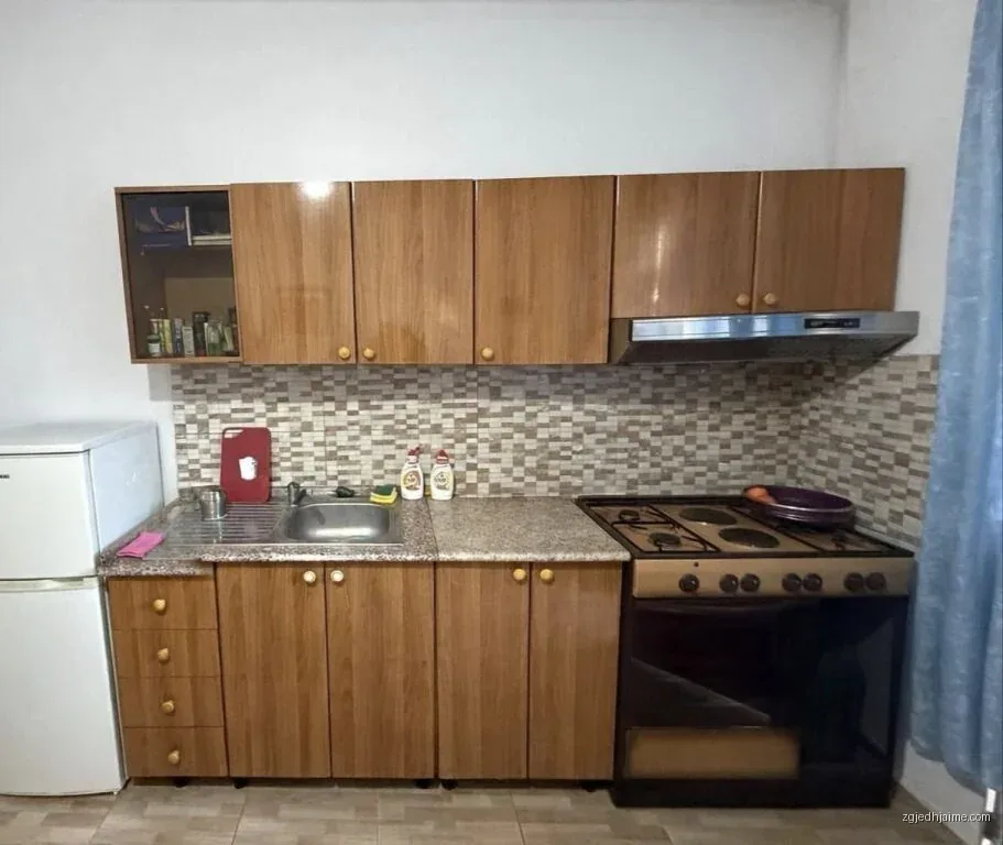 APARTAMENT 1+1. 35000 LEKE.ISH FUSHA E AVIACIONIT — foto 2