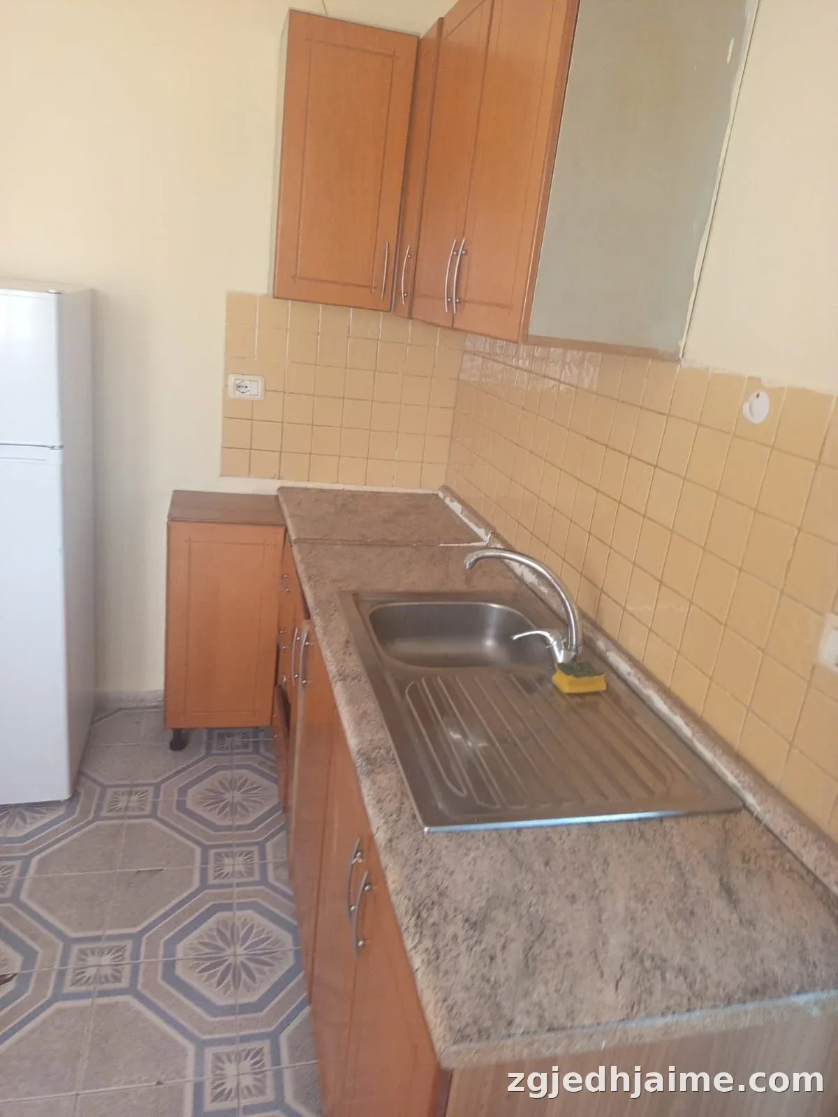 APARTAMENT 2+1. 32000 LEKE.RRUGA 5 MAJI — foto 3