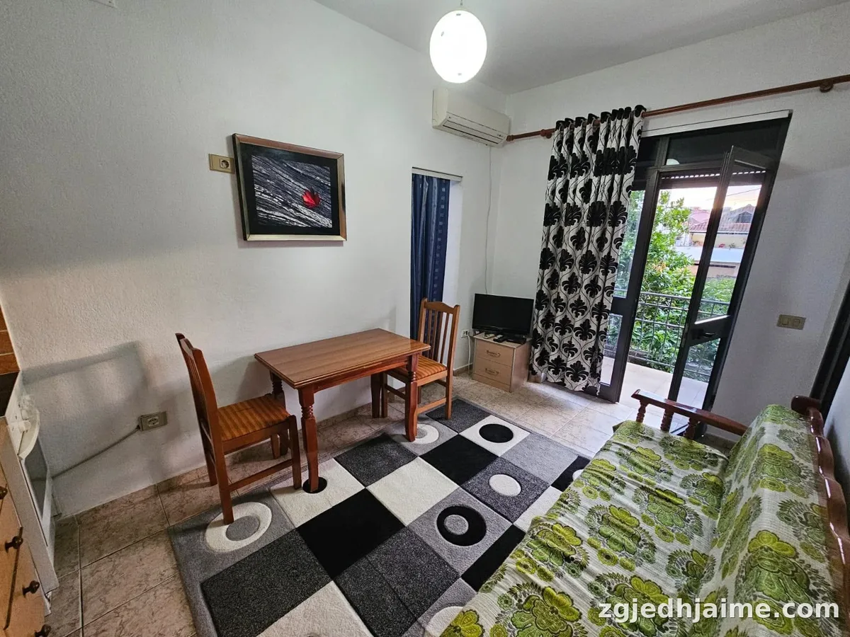 APARTAMENT 1+1. 28000 LEKE.ISH TREGU ELEKTRIK — foto 2