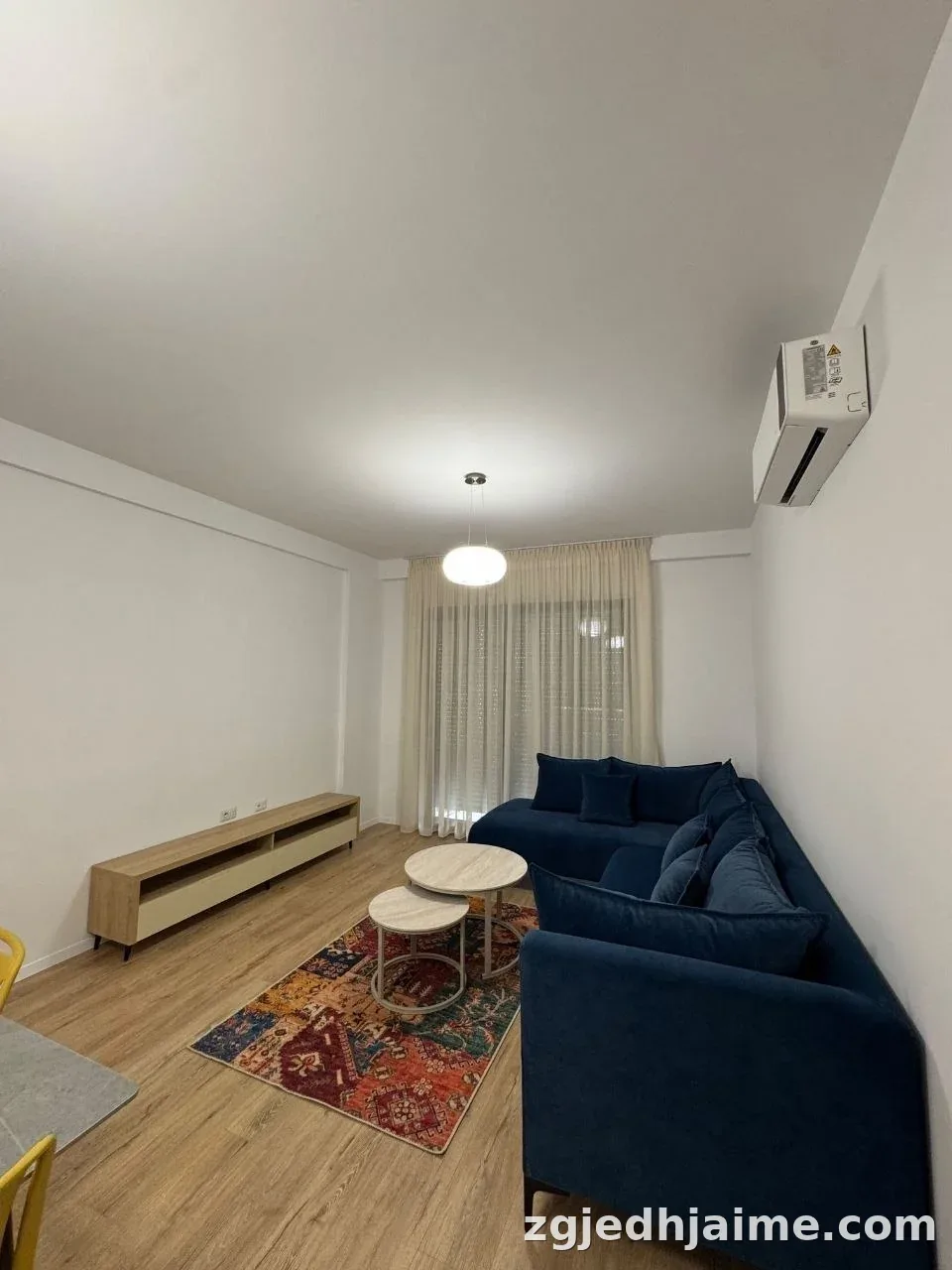 APARTAMENT 2+1 80,000 LEKE 21 DHJETORI — foto 1