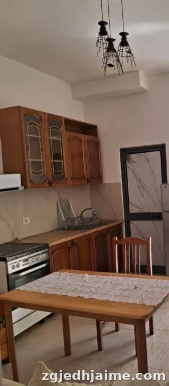 Apartament 1+1. 35000 leke. Rruga Gramoz Pashko — foto 1