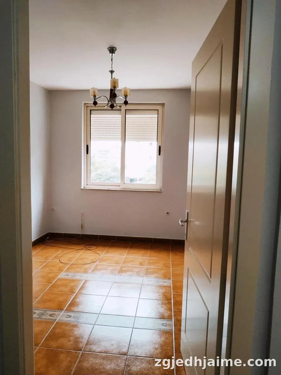 APARTAMENT 1+1 46,000 LEKE 21 DHJETORI — foto 4