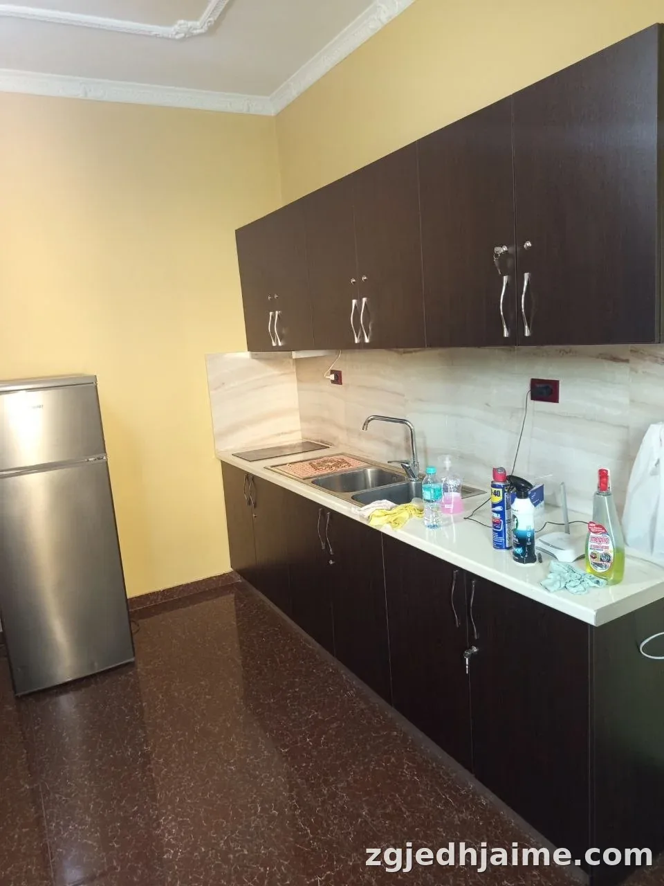 APARTAMENT 1+1 45,000 LEKE PRANE FAKULTETIT EKONOMIK — foto 3