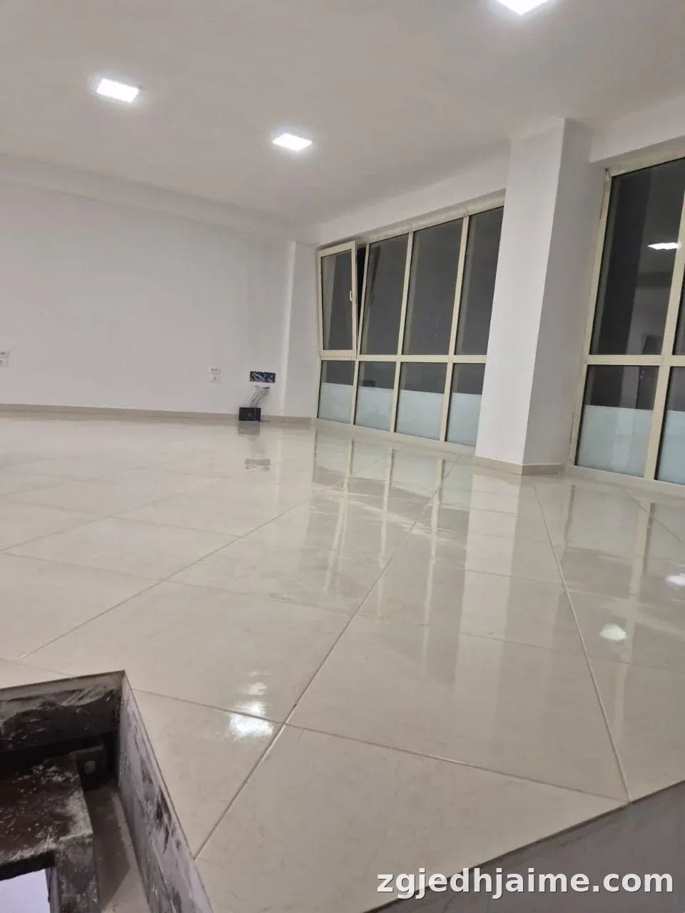 DUPLEX DUBLEKS 26,000 LEKE RRUGA JORDAN MISJA — foto 4