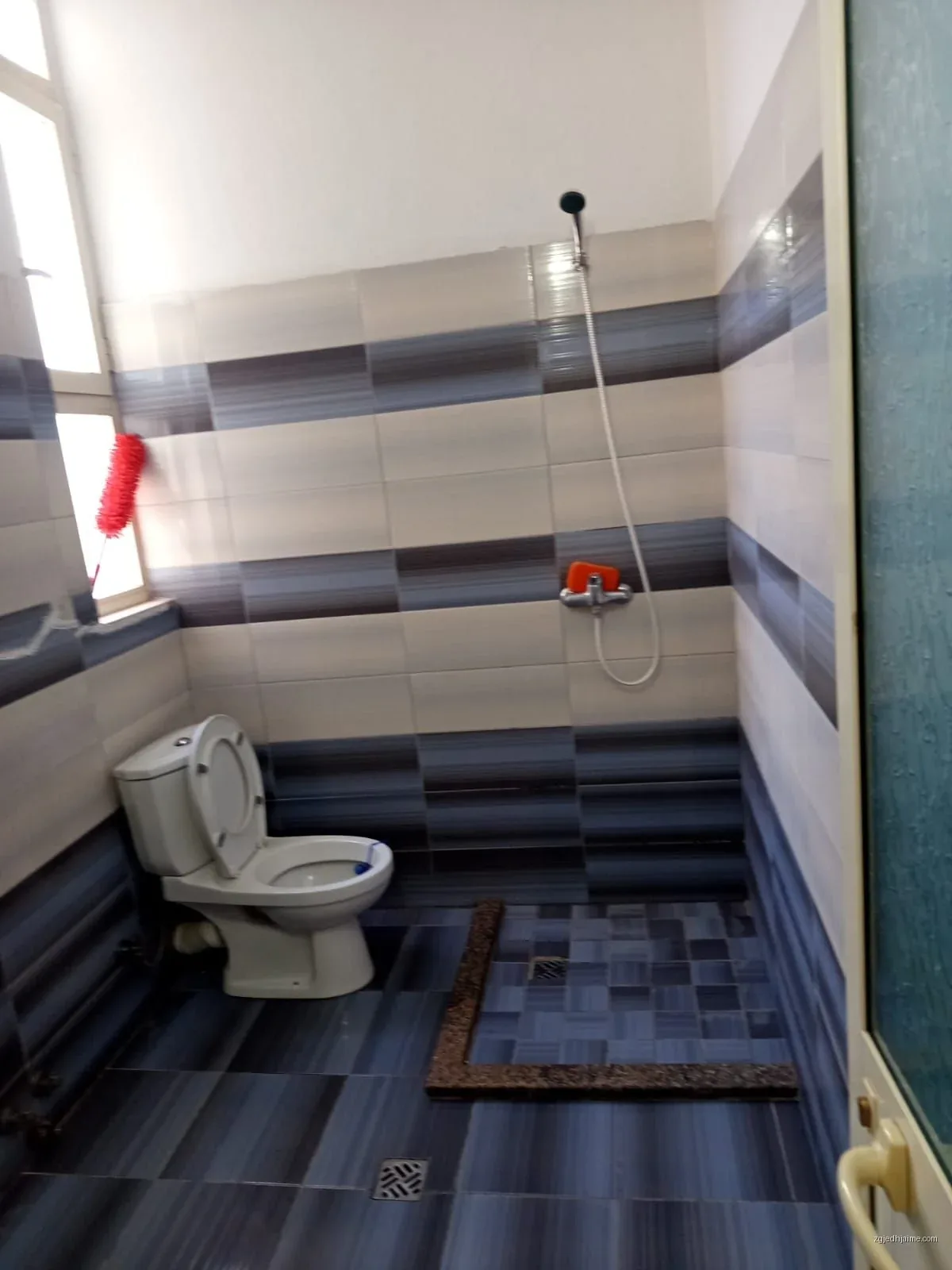 APARTAMENT 28000LEKE.RRUGA 5 MAJI.PRANE ODA BAR — foto 3