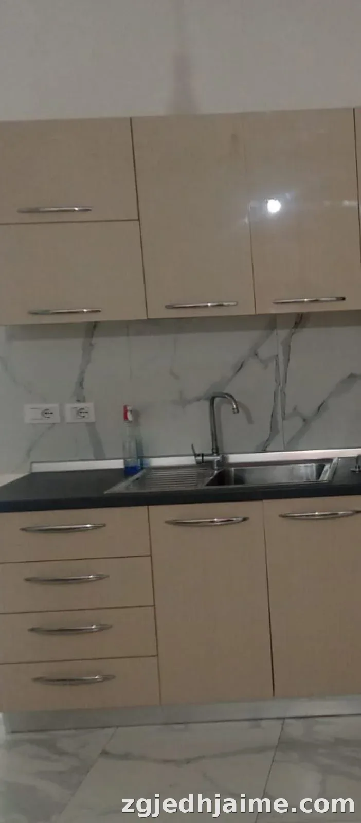 APARTAMENT 2+1. 350 EURO.ASTIR. — foto 3
