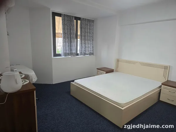 APARTAMENT 2+1. 60000 LEKE.QENDER TIRANE.