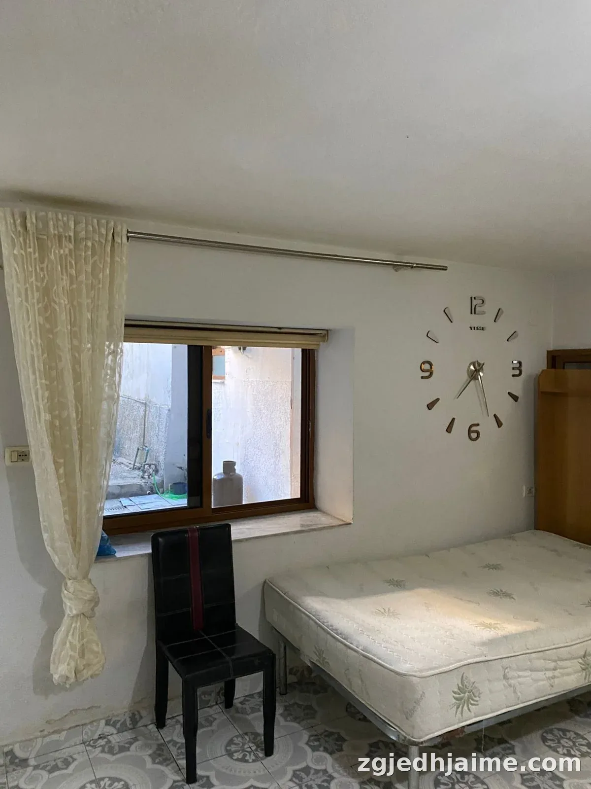 GARSIONERE 30000 LEKE.UNIVERSITETI EUROPIAN I TIRANES — foto 3