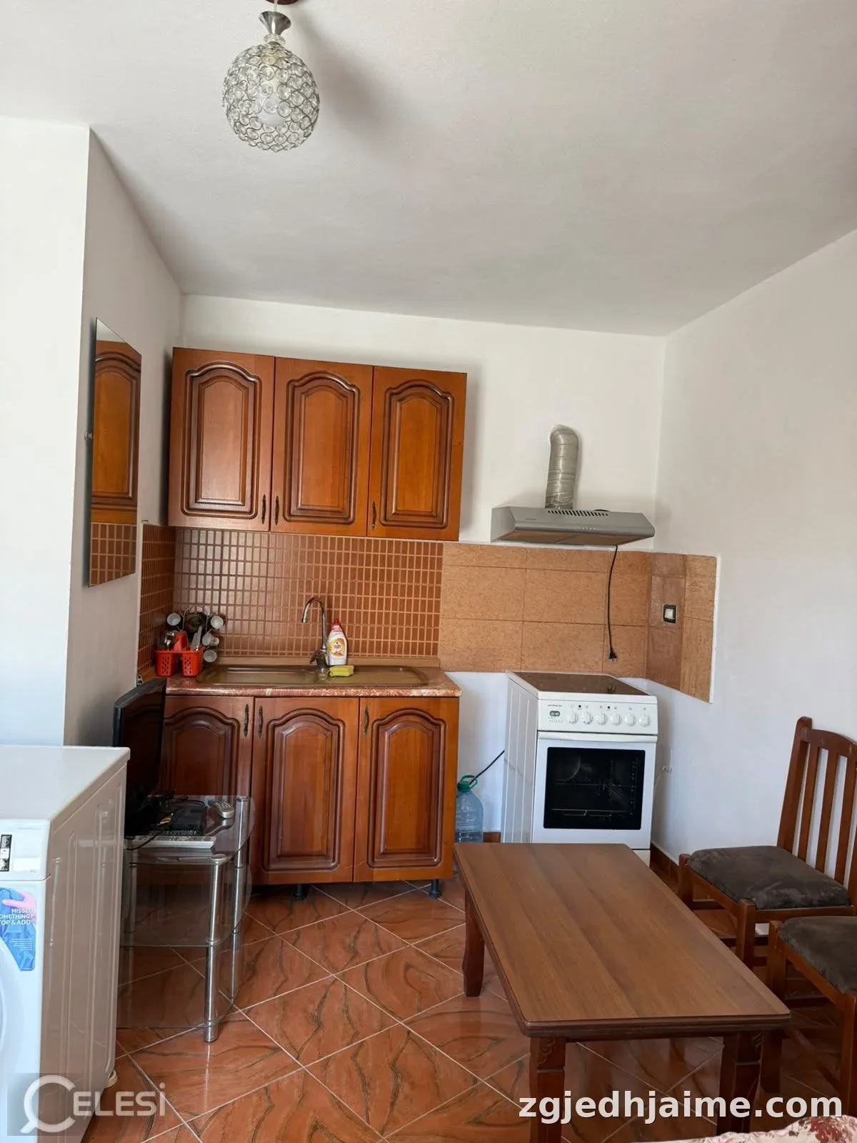 GARSIONERE 25,000 LEKE 5 MAJI — foto 3