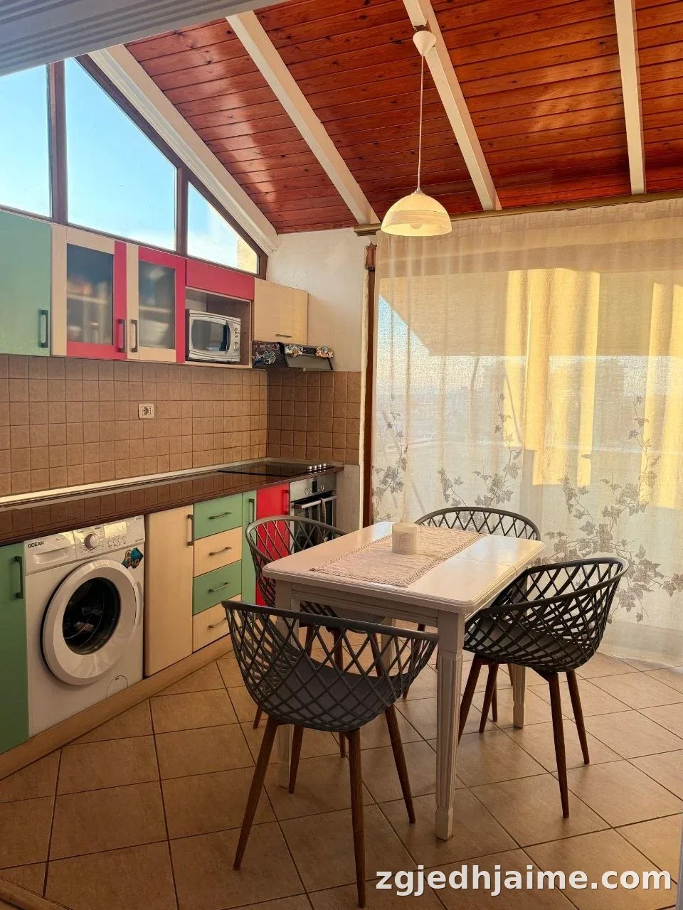 APARTAMENT 1+1 50,000 LEKE RRUGA FORTUZI — foto 1