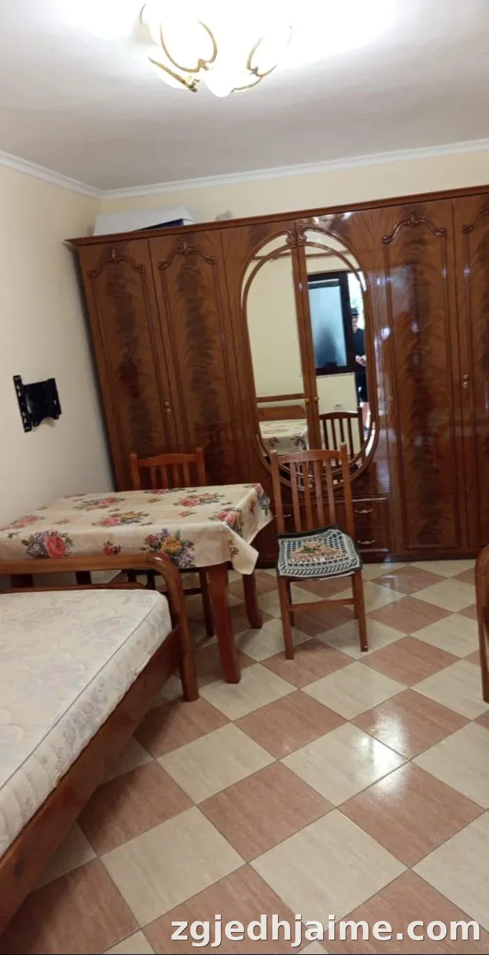 GARSIONERE 30000 LEKE.RRUGA E ELBASANIT — foto 1