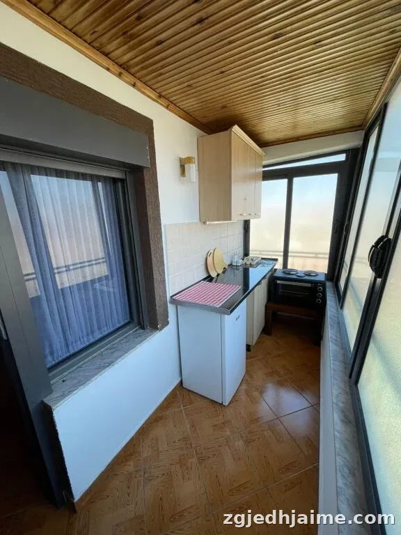APARTAMENT 2+1.  35000 LEKE.PAS UNIVERSITETIT TE MJEKSIS. — foto 5