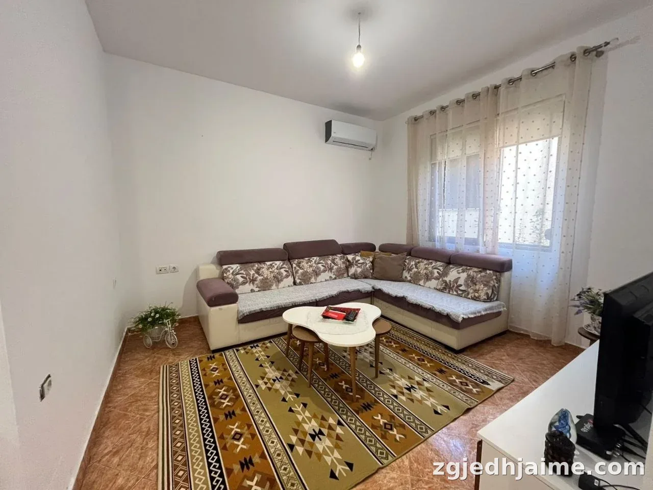 APARTAMENT 2+1 40,000 LEKE RRUGA JORDAN MISJA — foto 2