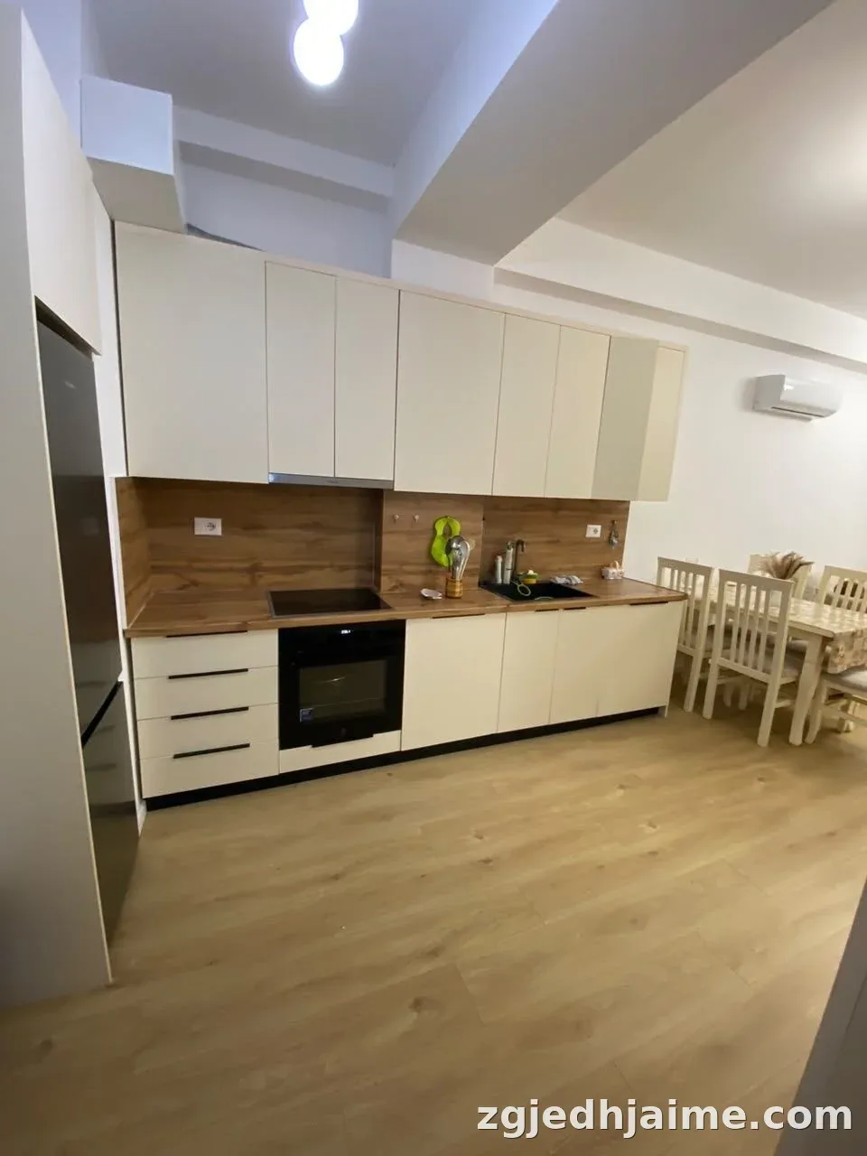 APARTAMENT 1+1 47,000 LEKE ALI DEMI — foto 2