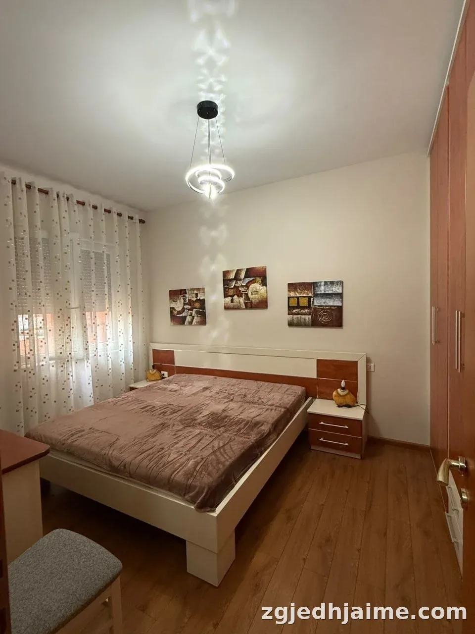 APARTAMENT 1+1 70,000 LEKE RRUGA E KAVAJES — foto 4
